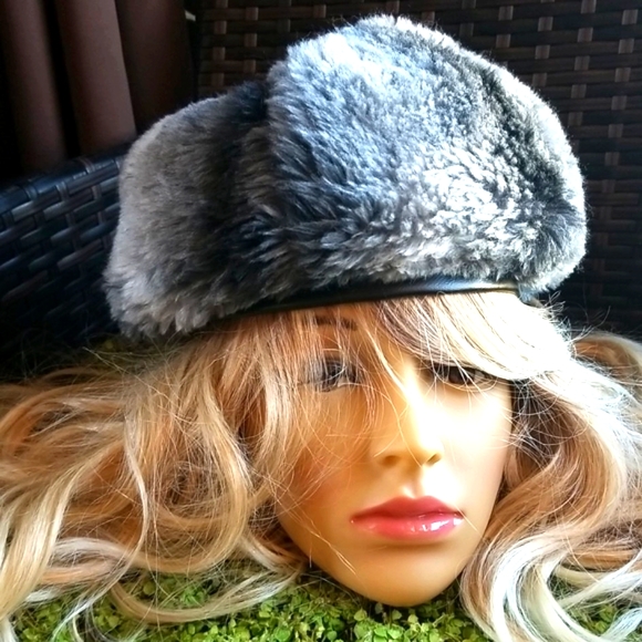 60's MISS DIOR by Christian DIOR Fur TAM Grey Puffy Panel Euro Chic Snow HAT EVC - Picture 15 of 16